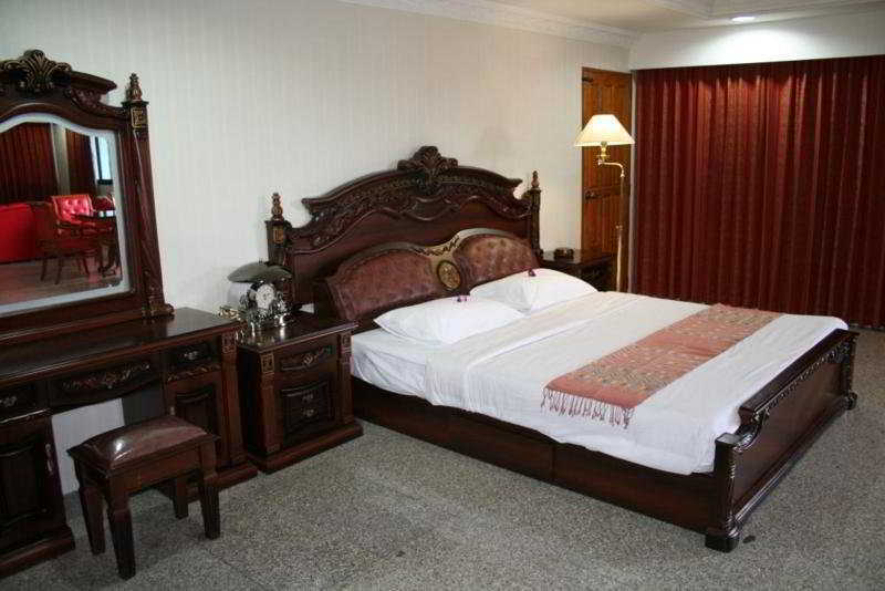 Chateau Chiangmai Hotel Chiang Mai Esterno foto